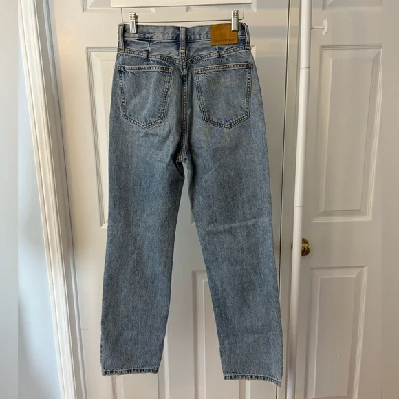 Aritzia Denim Forum The Anita Super High Loose Blue Jeans Size 24 Pleated Cotton - Picture 11 of 13